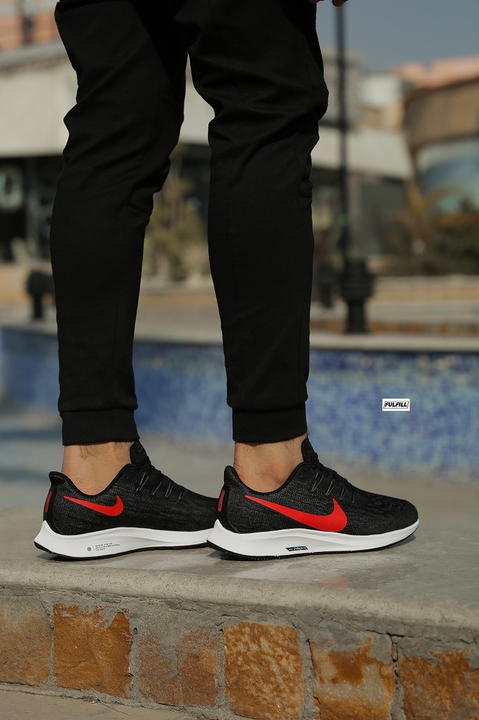 black nike air zoom pegasus 36